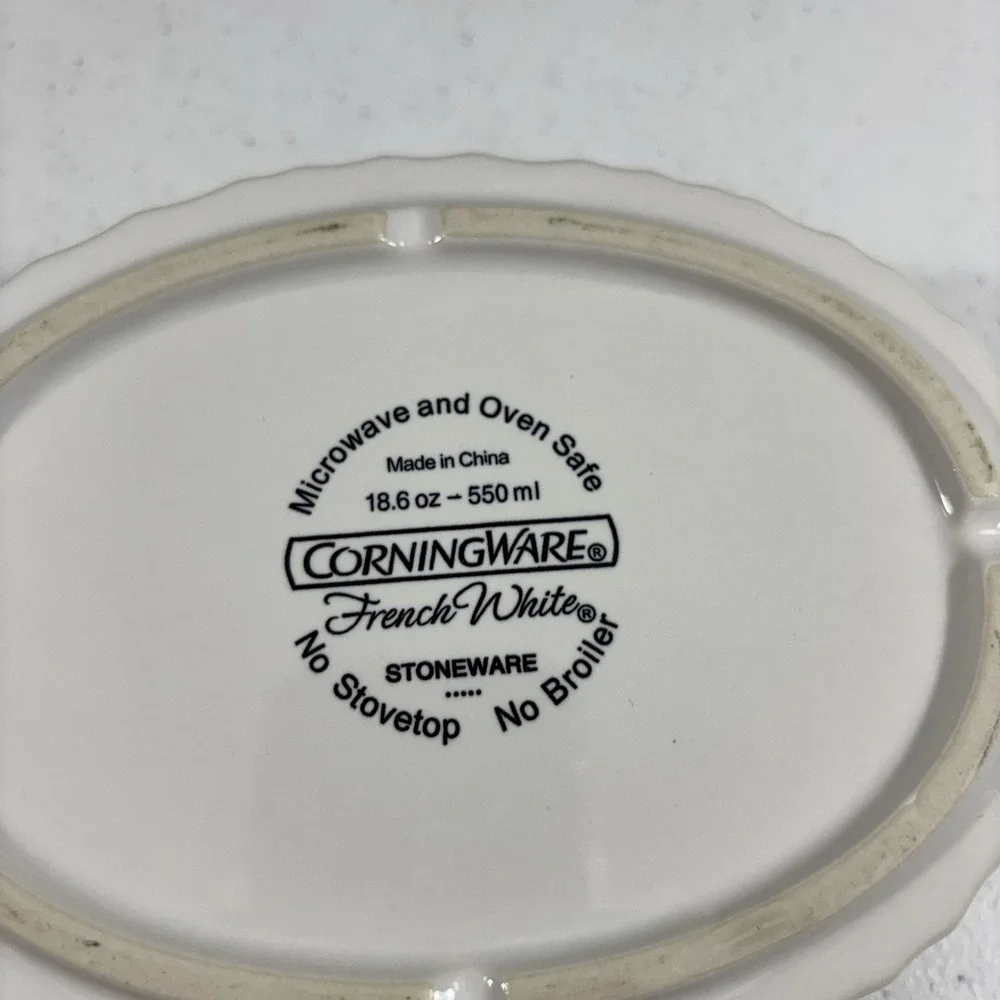 Corning Ware French White Oval Casserole 18.6oz 550ml Stoneware Dish 8x5x2